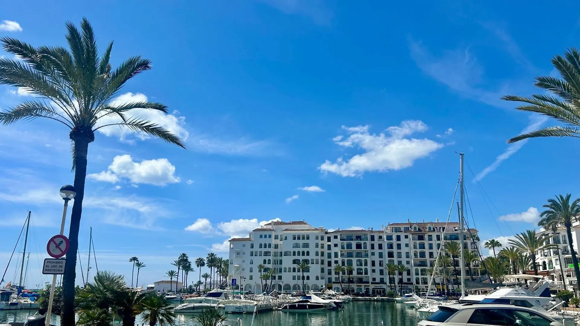 Apartamento La Duquesa Port & Beach Retreat 106 Manilva España